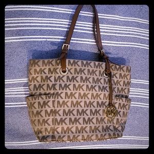 MIchael Kors Signature MK tote